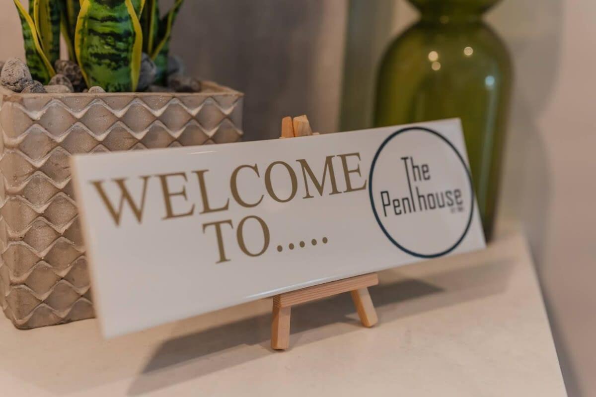 Penthouse Perfection - 2Br Elegance On Worcester St ไครสต์เชิร์ช ภายนอก รูปภาพ