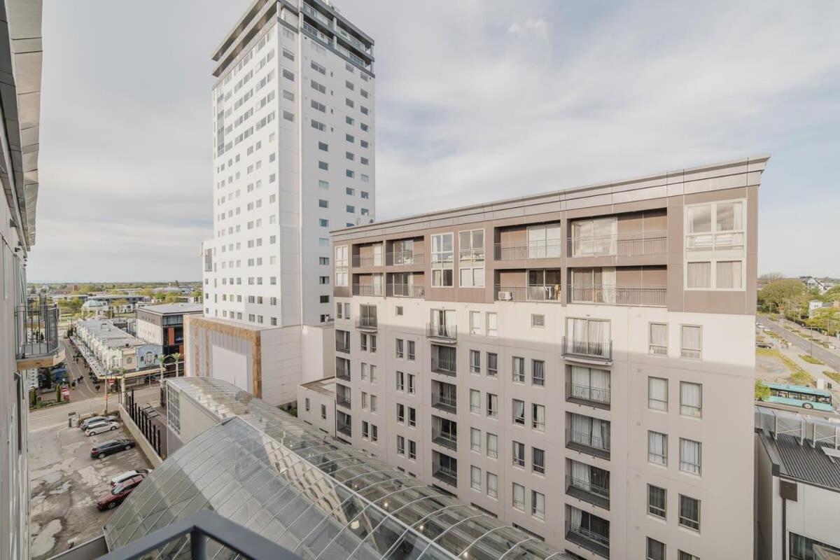 Penthouse Perfection - 2Br Elegance On Worcester St ไครสต์เชิร์ช ภายนอก รูปภาพ